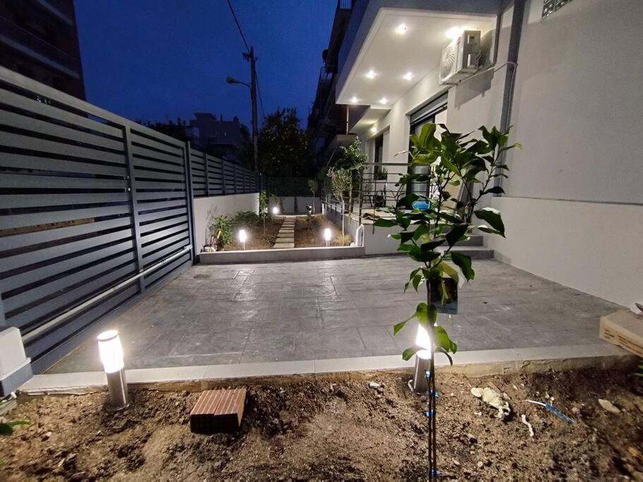 Floral Home 1 - Ground Floor Apt With Courtyard And Private Parking! Athens Ngoại thất bức ảnh