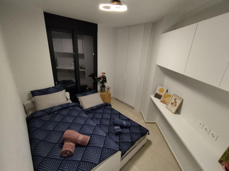 Floral Home 1 - Ground Floor Apt With Courtyard And Private Parking! Athens Ngoại thất bức ảnh